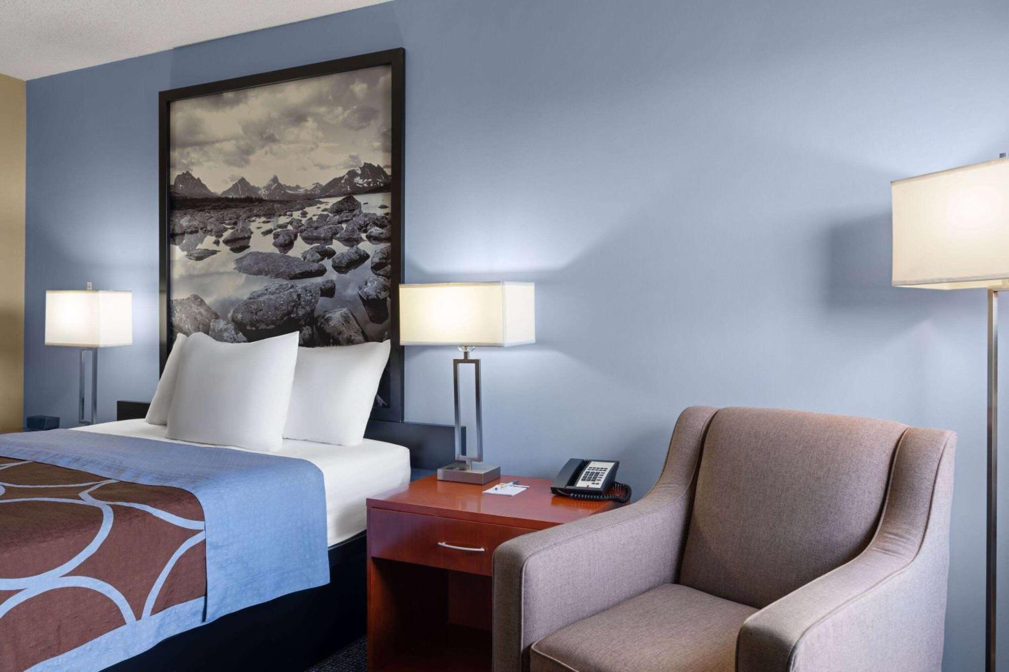 Super 8 By Wyndham Sherwood Park/Edmonton Area Exterior photo
