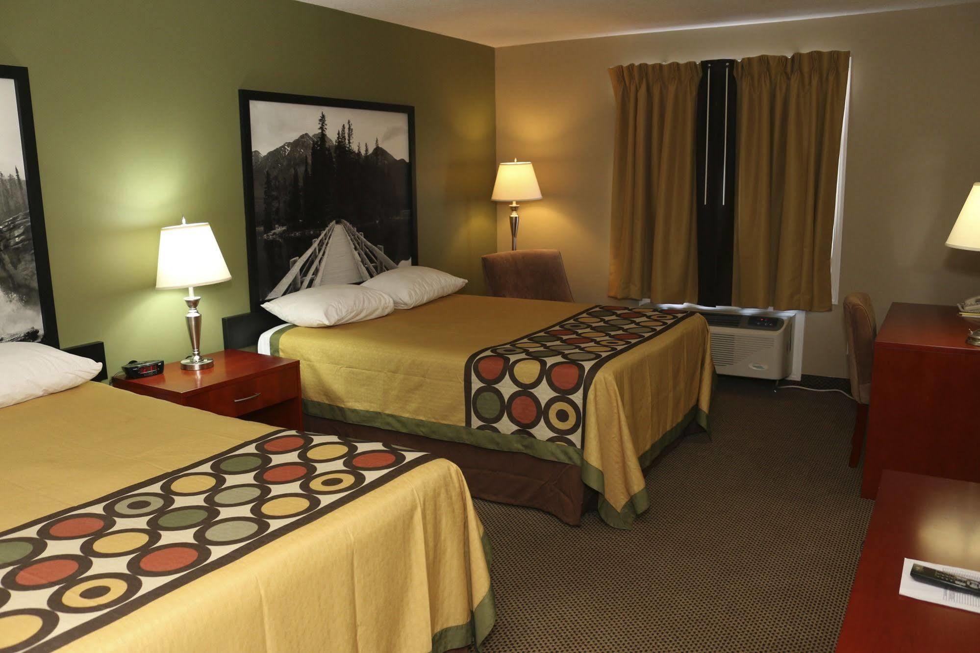 Super 8 By Wyndham Sherwood Park/Edmonton Area Exterior photo